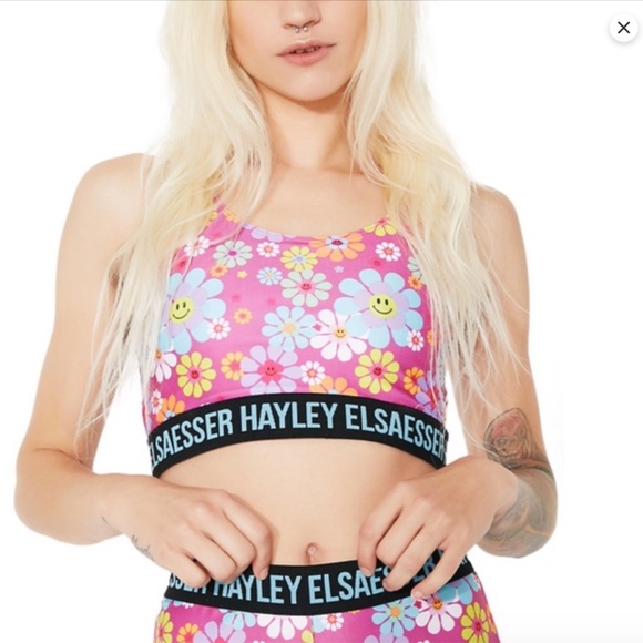 Hayley Elsaesser Flower Power Sports Bra and Shorts size medium - Picture 2 of 7